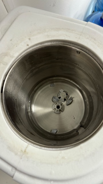 ด้านในแท้งค์น้ำ